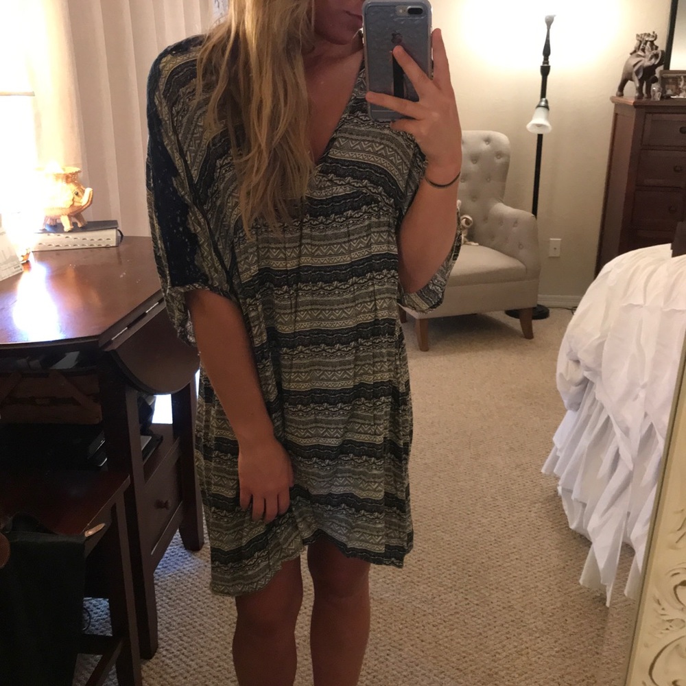 NWOT Cream/Black Dress